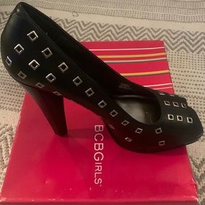 Brand New BCBG Girls BG Border black calf 8.5M